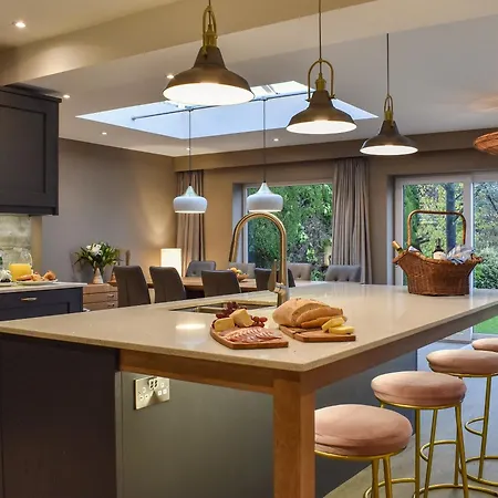 Woodman House * Sleights