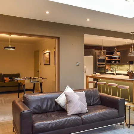 Woodman House 度假居 *